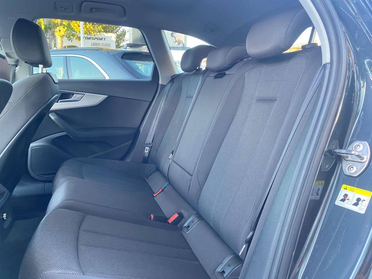 audi-a4-avant-2019-diesel-1968cc