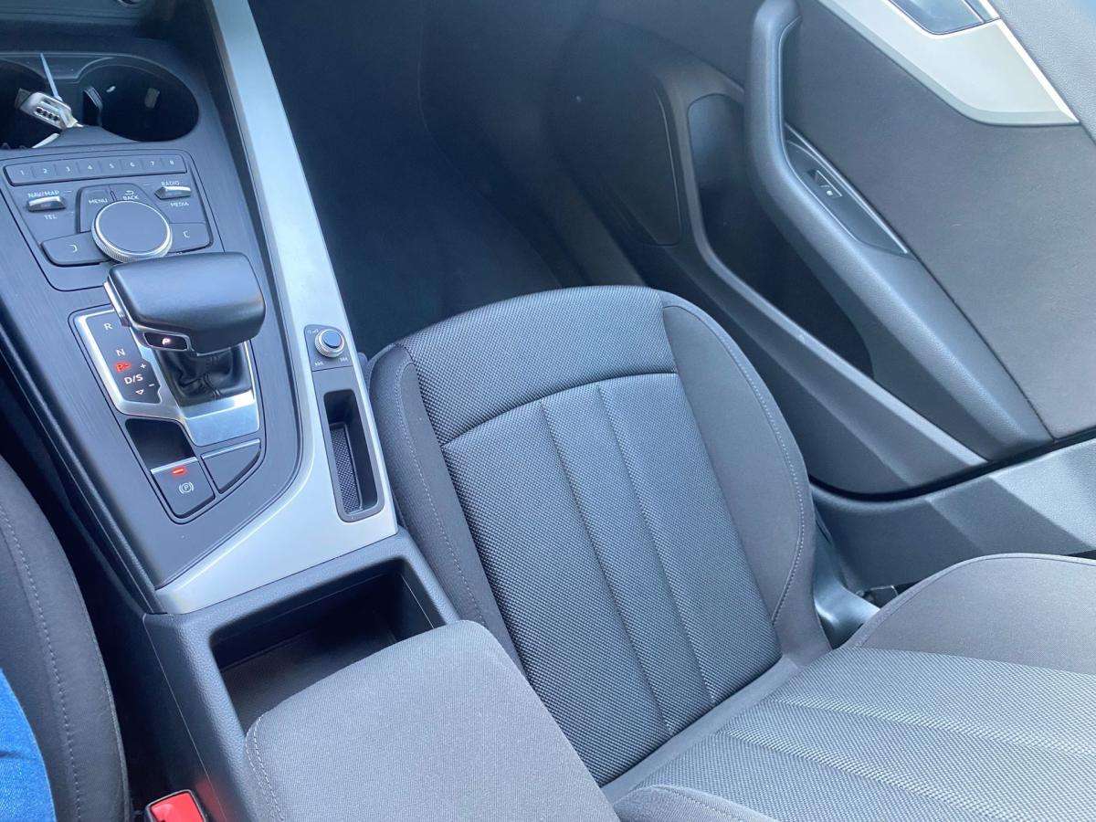 audi-a4-avant-2019-diesel-1968cc