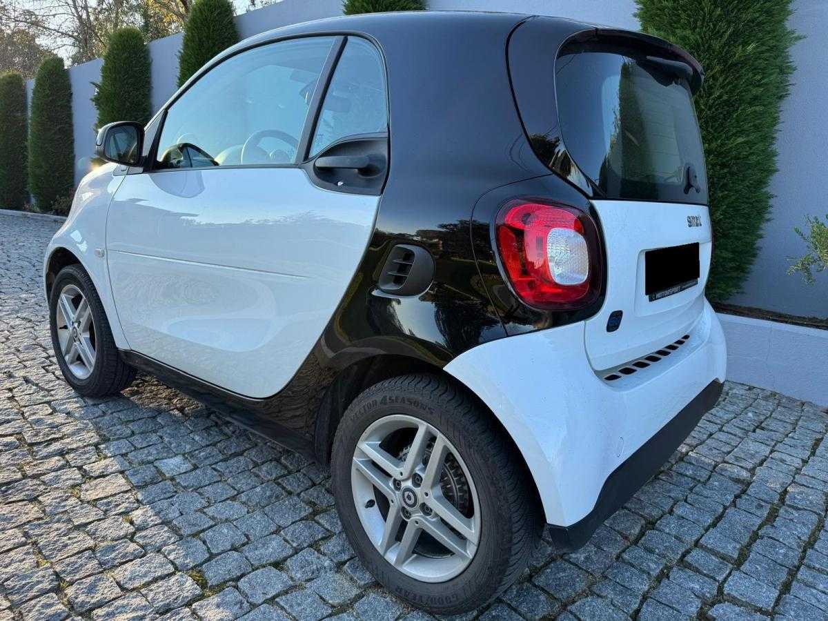 smart-fortwocoupe-2021-eletrico-500cc