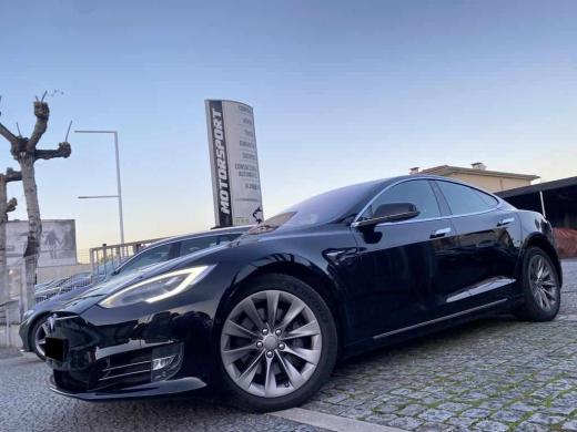 tesla-model-s-2018-eletrico-500cc