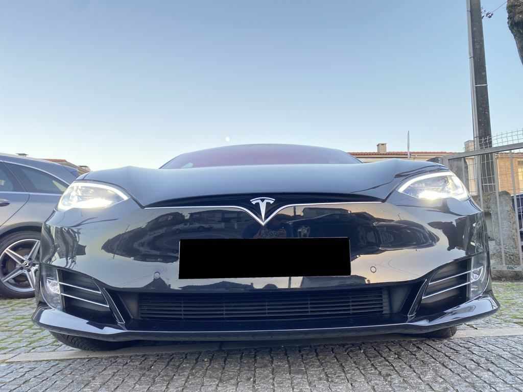 tesla-model-s-2018-eletrico-500cc