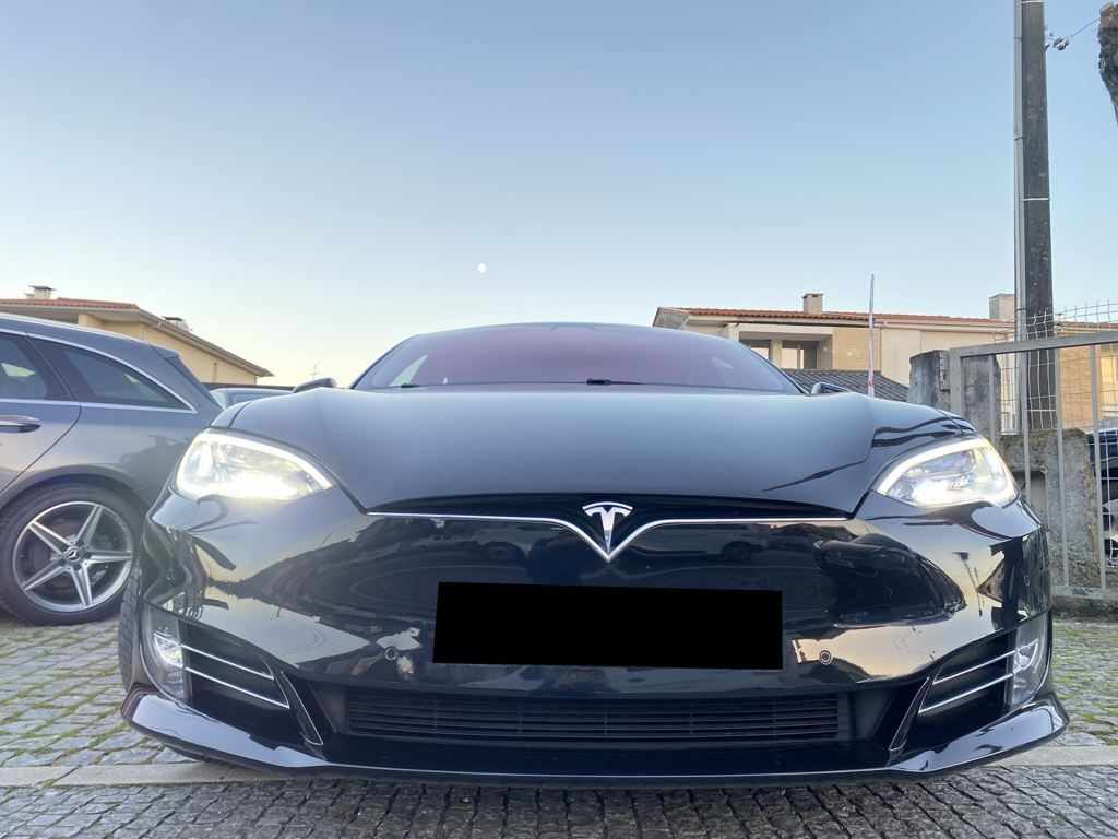 tesla-model-s-2018-eletrico-500cc