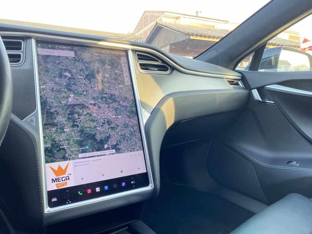 tesla-model-s-2018-eletrico-500cc