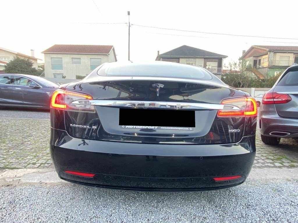tesla-model-s-2018-eletrico-500cc