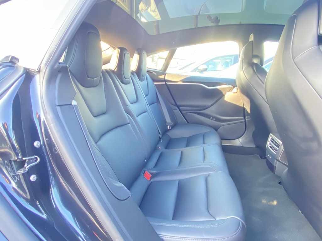 tesla-model-s-2018-eletrico-500cc