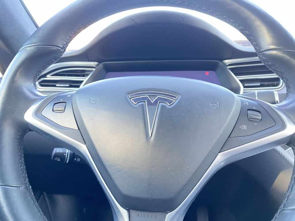 tesla-model-s-2018-eletrico-500cc