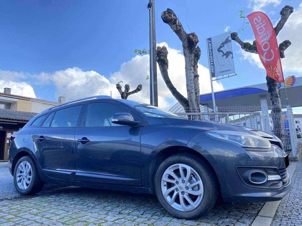 renault-megane-sport-tourer-2014-diesel-1461cc