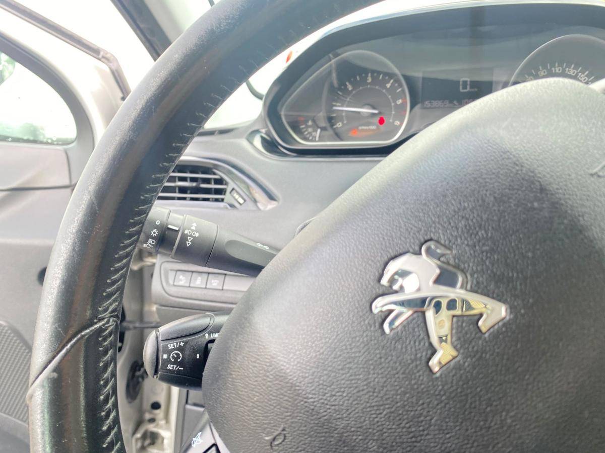 peugeot-208-2017-diesel-1560cc