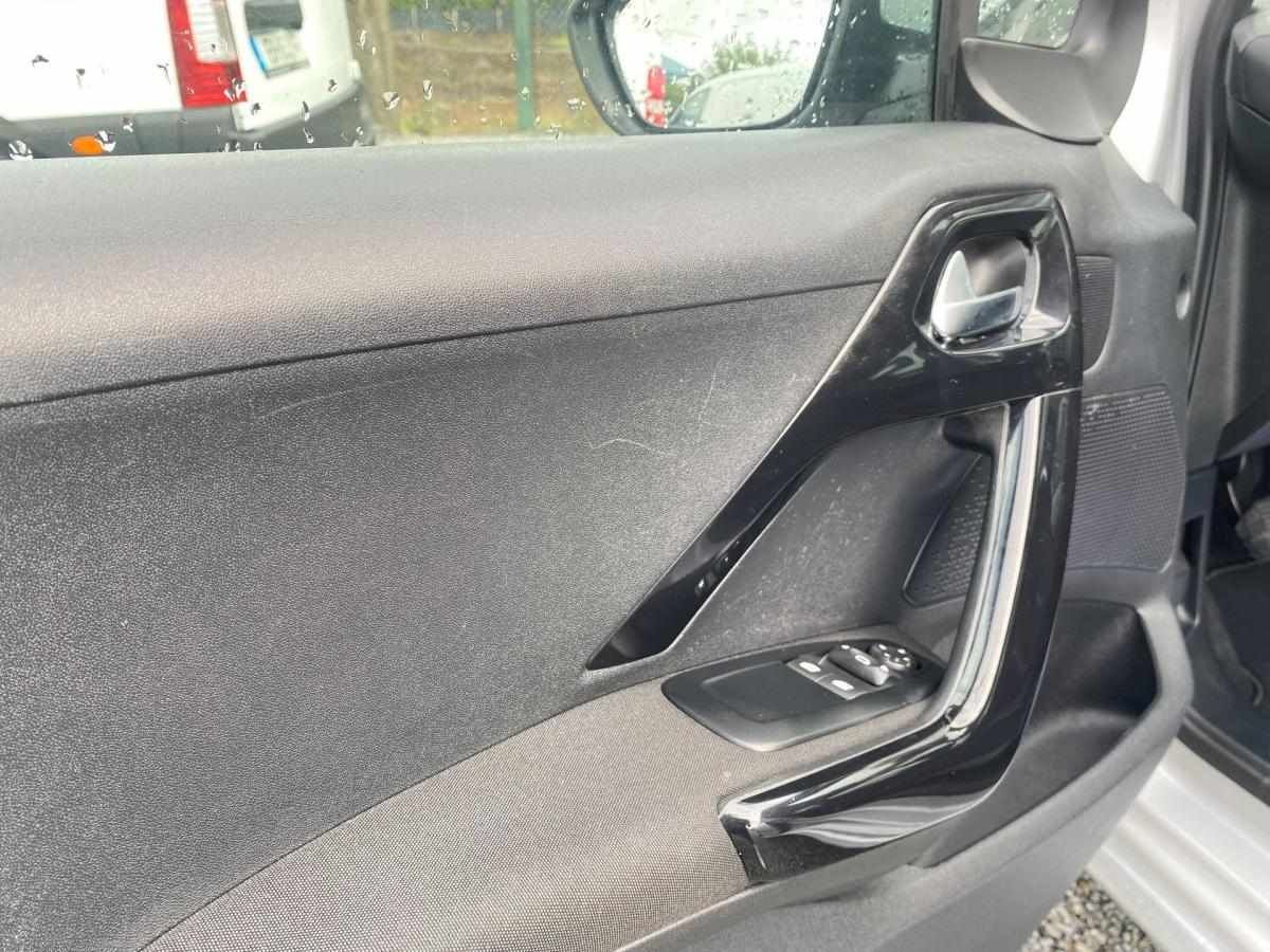 peugeot-208-2017-diesel-1560cc