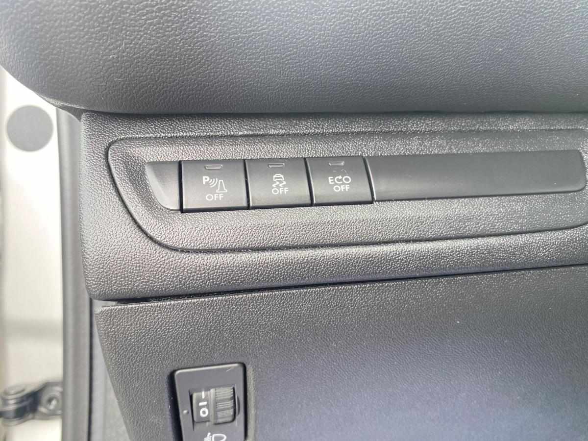 peugeot-208-2017-diesel-1560cc