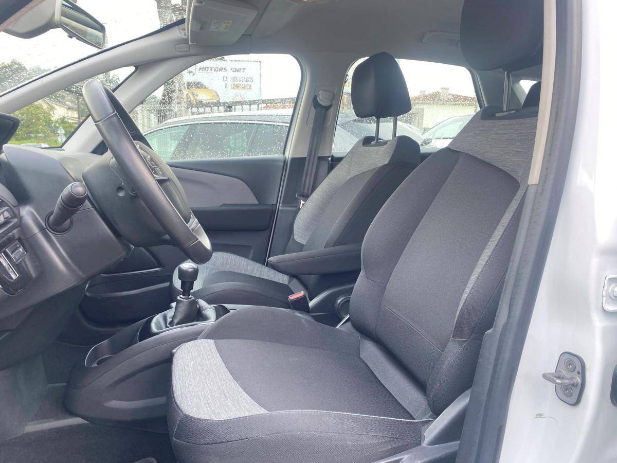 citroen-c4-picasso-2017-diesel-1560cc