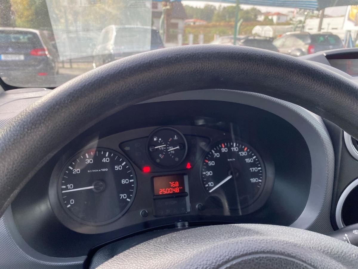 citroen-berlingo-2018-diesel-1560cc