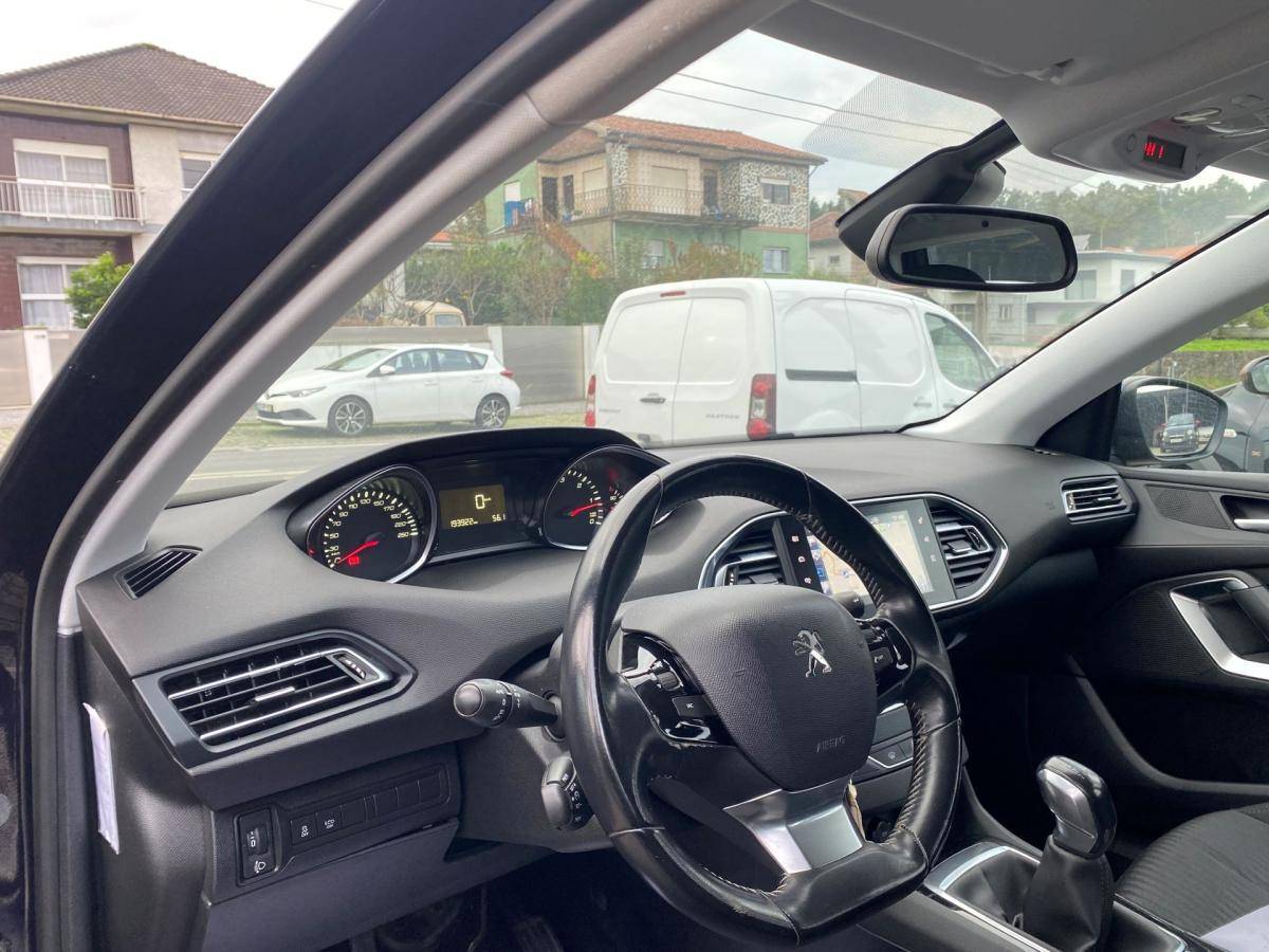 peugeot-308-sw-2017-diesel-1560cc