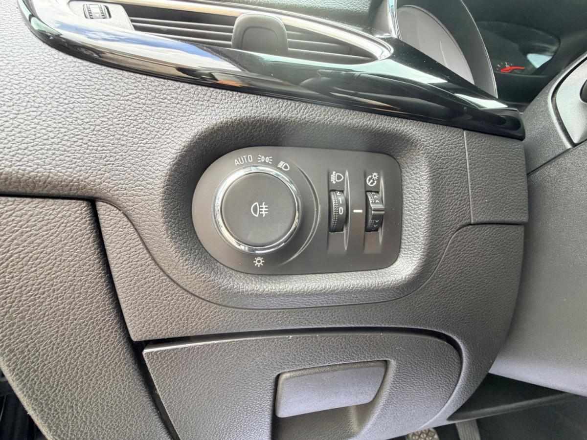 opel-astra-sport-tourer-2021-diesel-1496cc