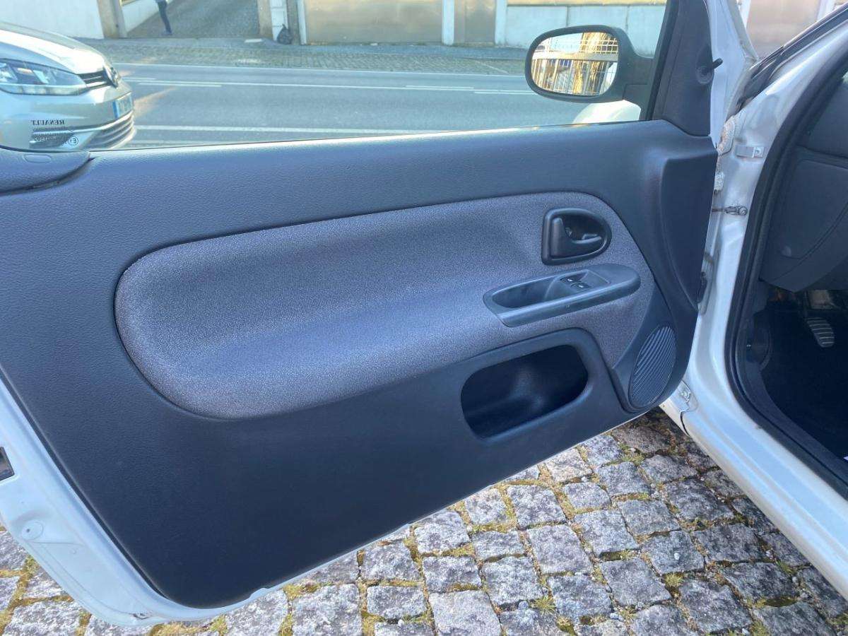 renault-clio-2003-diesel-1461cc