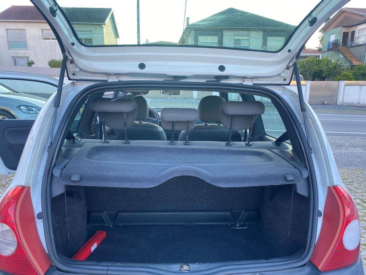 renault-clio-2003-diesel-1461cc