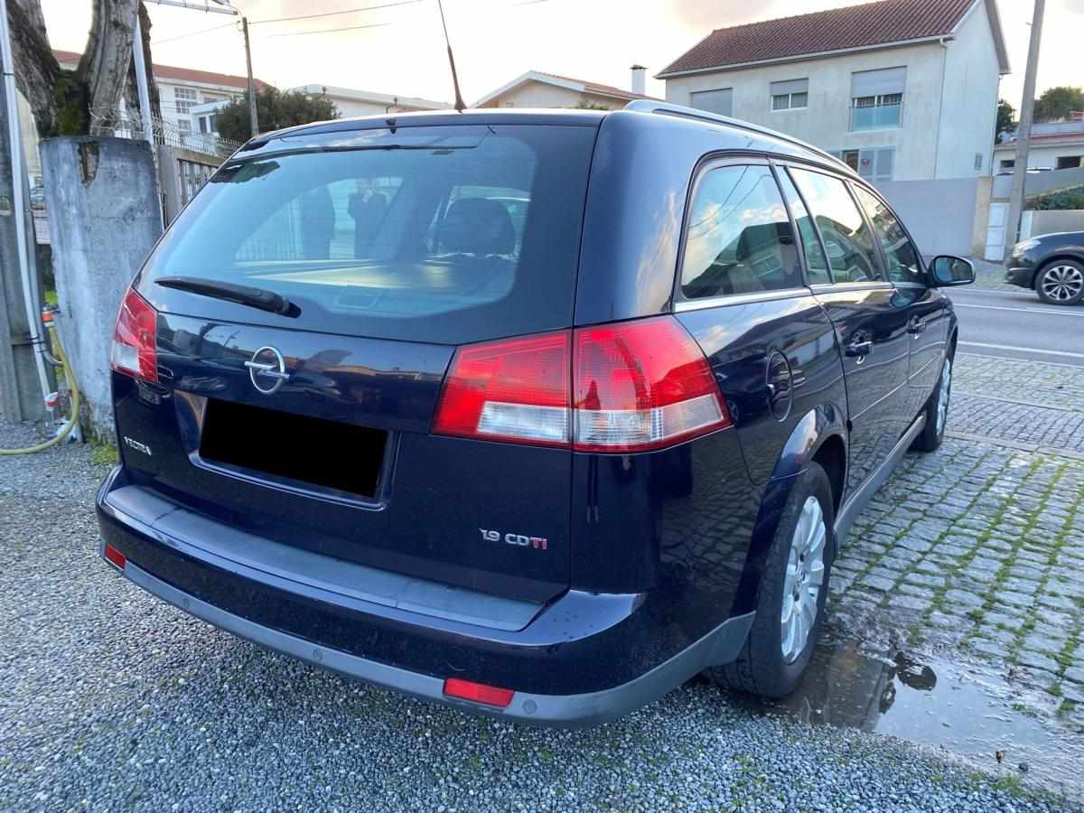 opel-vectra-caravan-2007-diesel-1910cc