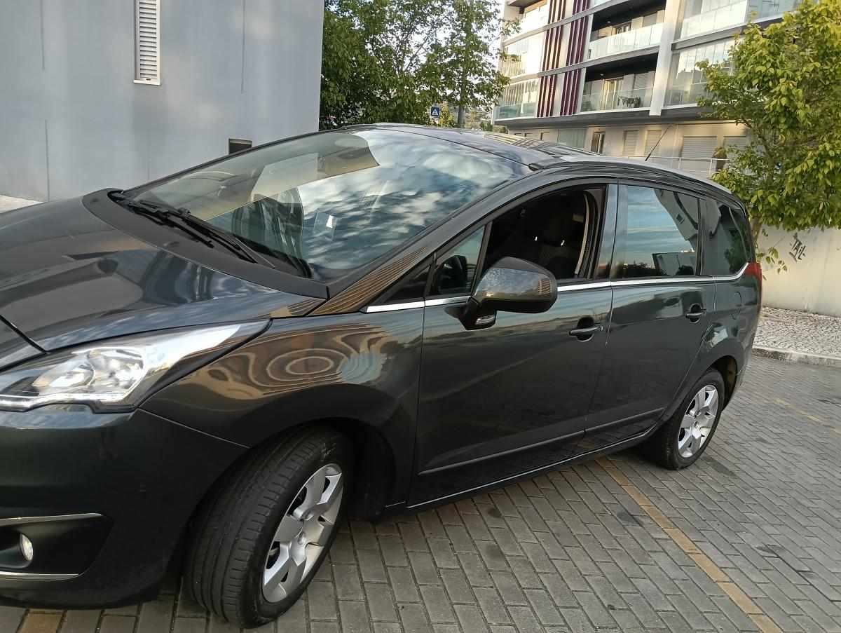 peugeot-5008-1-6-hdi-fap-2014-diesel-1560cc