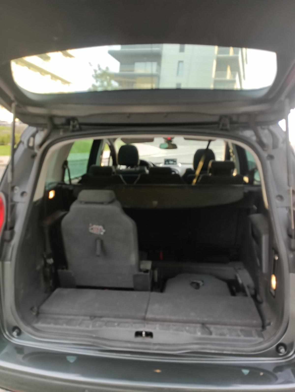 peugeot-5008-1-6-hdi-fap-2014-diesel-1560cc