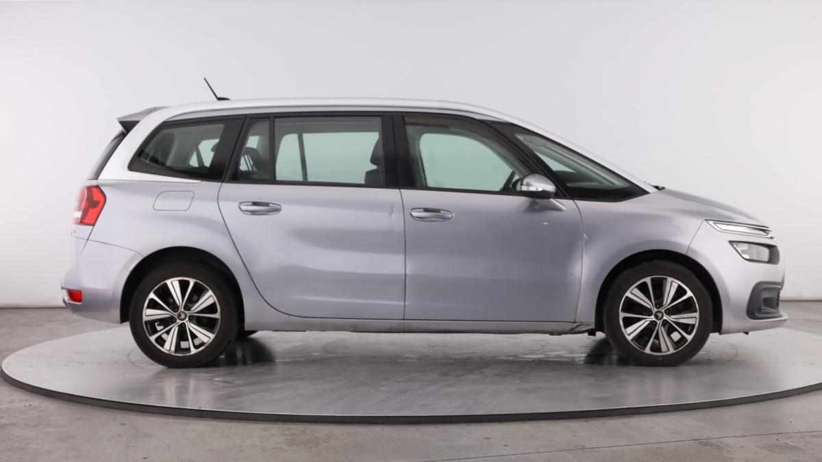 citroen-c4-picasso-1-6-bluehdi-2018-diesel-1560cc