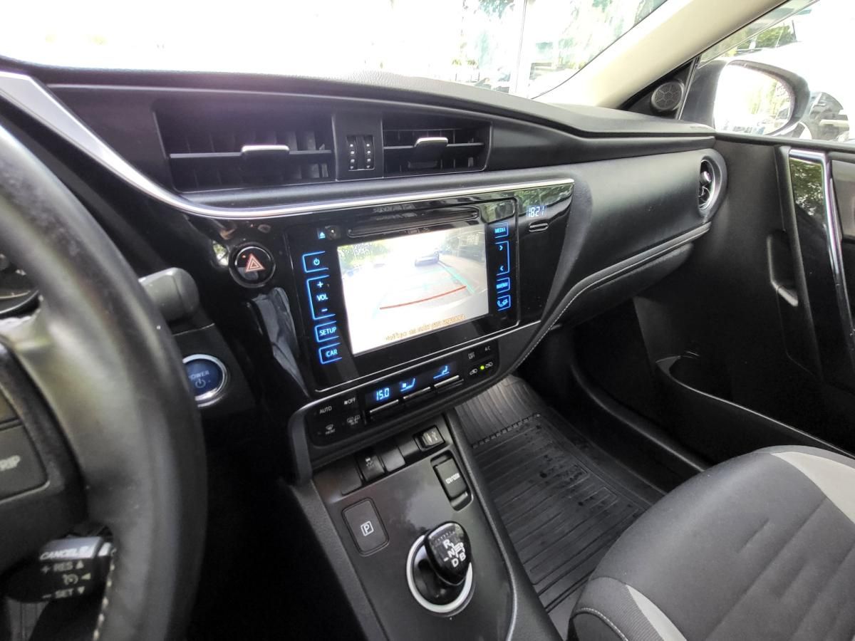 toyota-auris-2015-hibrido-a-gasolina-1798cc