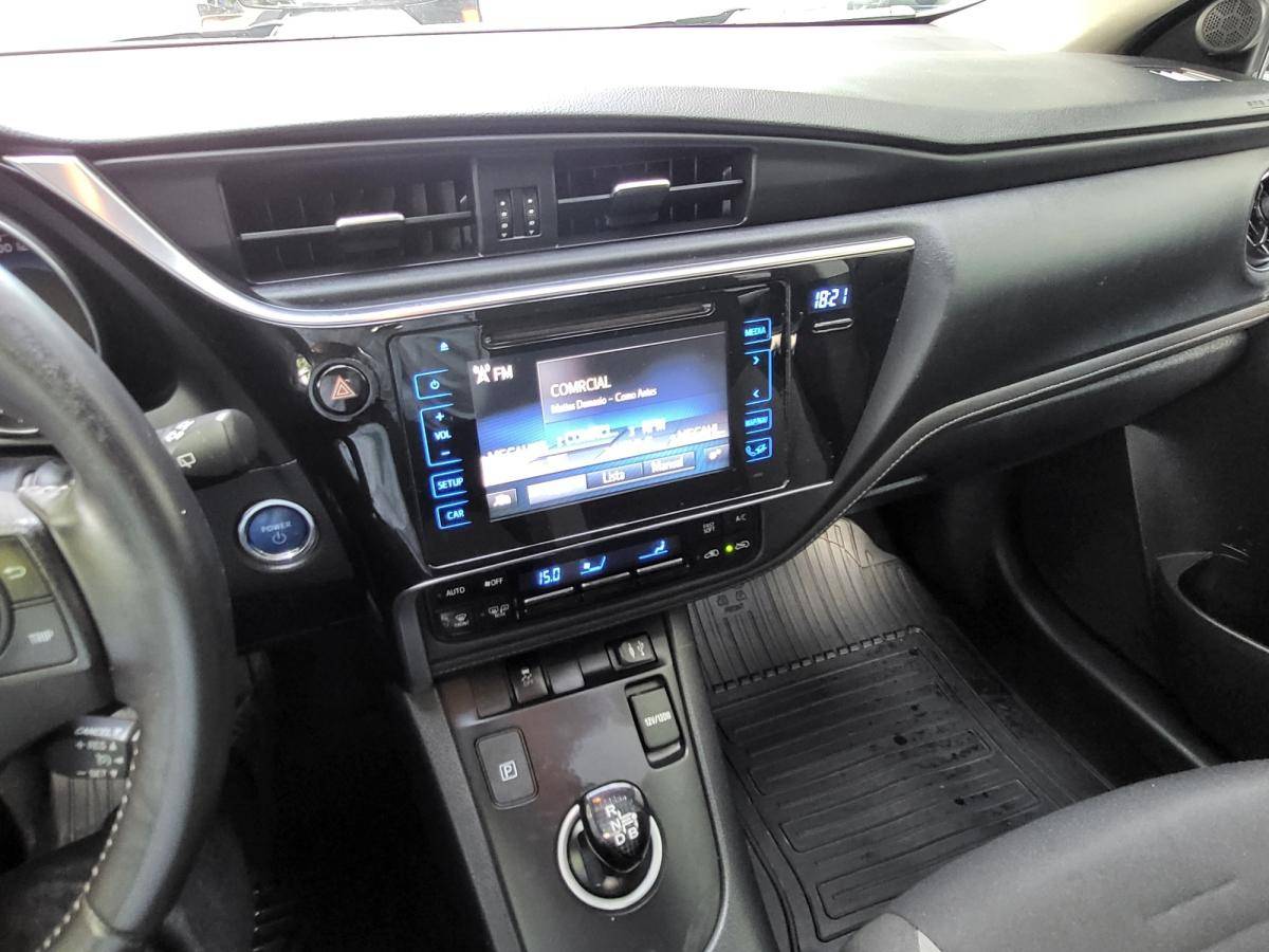 toyota-auris-2015-hibrido-a-gasolina-1798cc