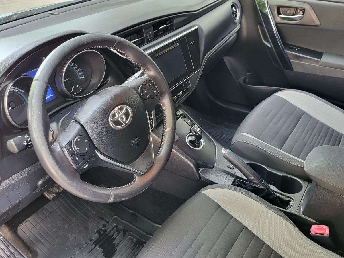 toyota-auris-2015-hibrido-a-gasolina-1798cc