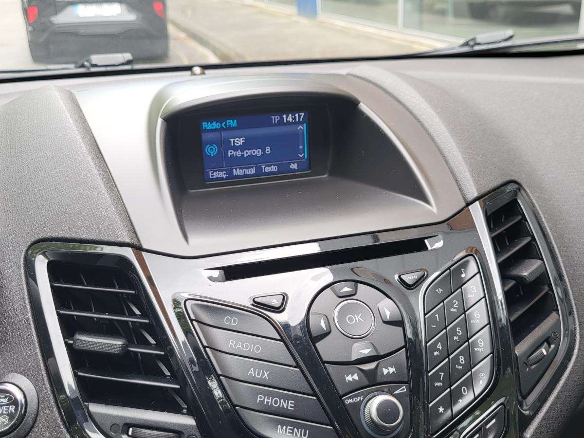 ford-fiesta-2016-gasolina-998cc
