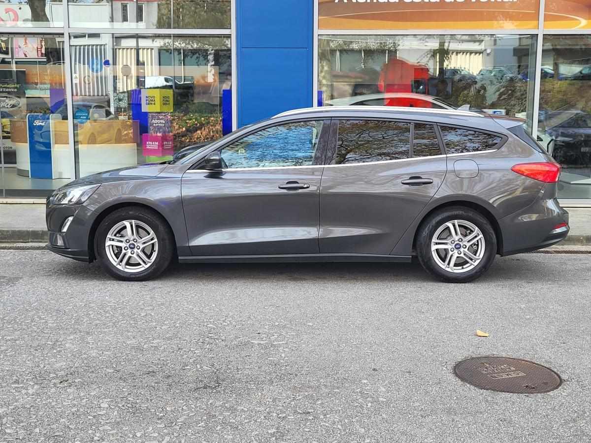 ford-focus-sw-2021-diesel-1499cc