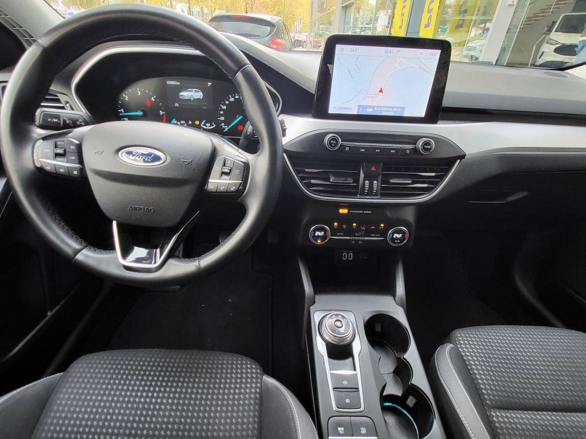 ford-focus-sw-2021-diesel-1499cc