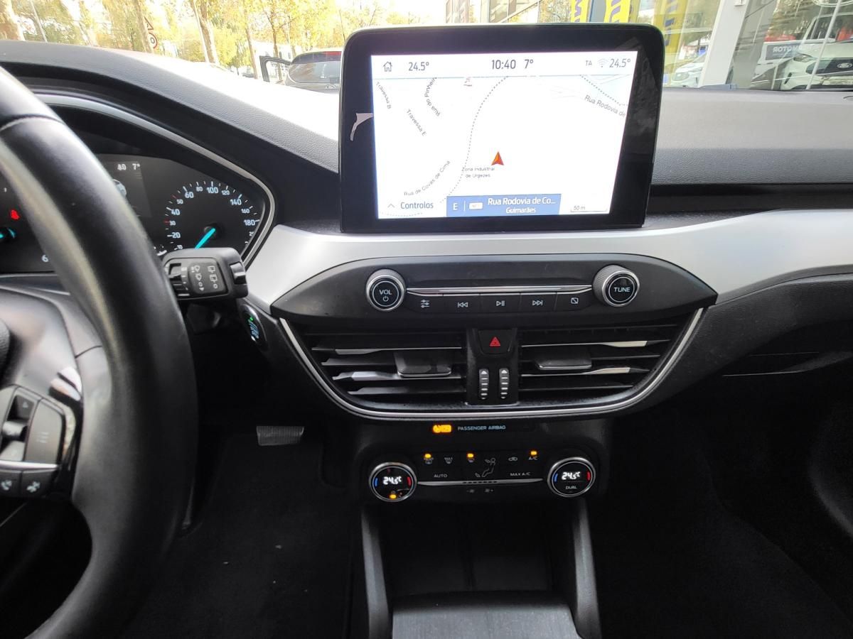 ford-focus-sw-2021-diesel-1499cc
