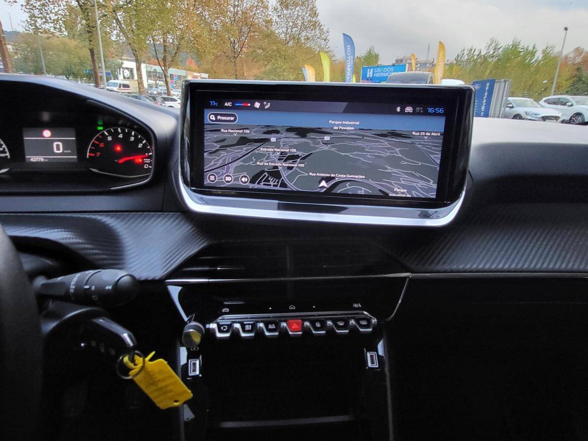 peugeot-208-2024-gasolina-1199cc