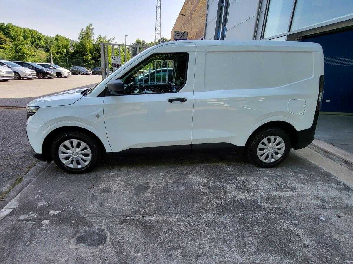 ford-transit-courier-2024-diesel-1499cc