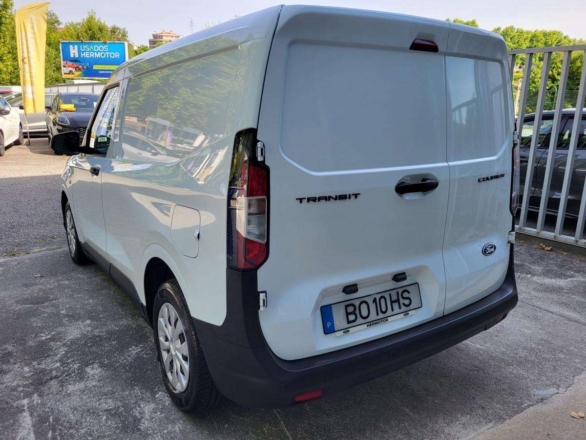 ford-transit-courier-2024-diesel-1499cc