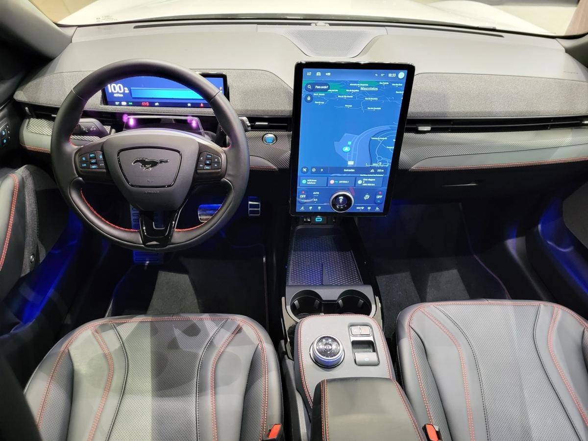 ford-mustang-2025-eletrico-0cc