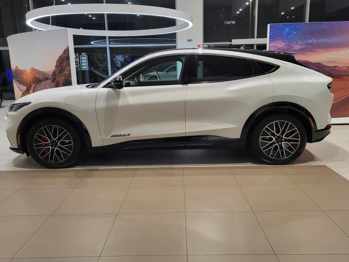 ford-mustang-2025-eletrico-0cc