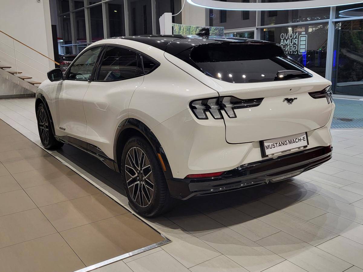 ford-mustang-2025-eletrico-0cc
