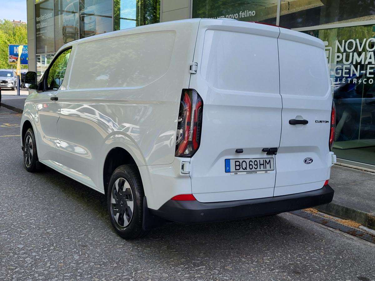 ford-transit-custom-2025-eletrico-0cc