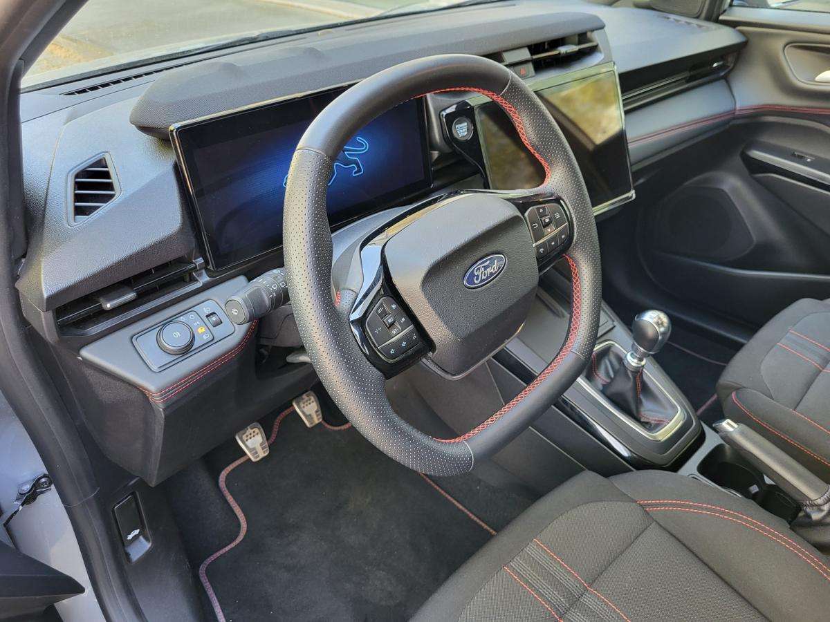 ford-puma-2025-gasolina-998cc