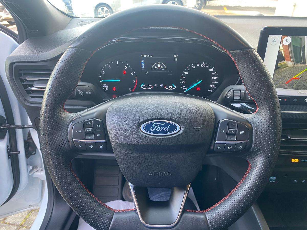 ford-focus-2023-gasolina-998cc