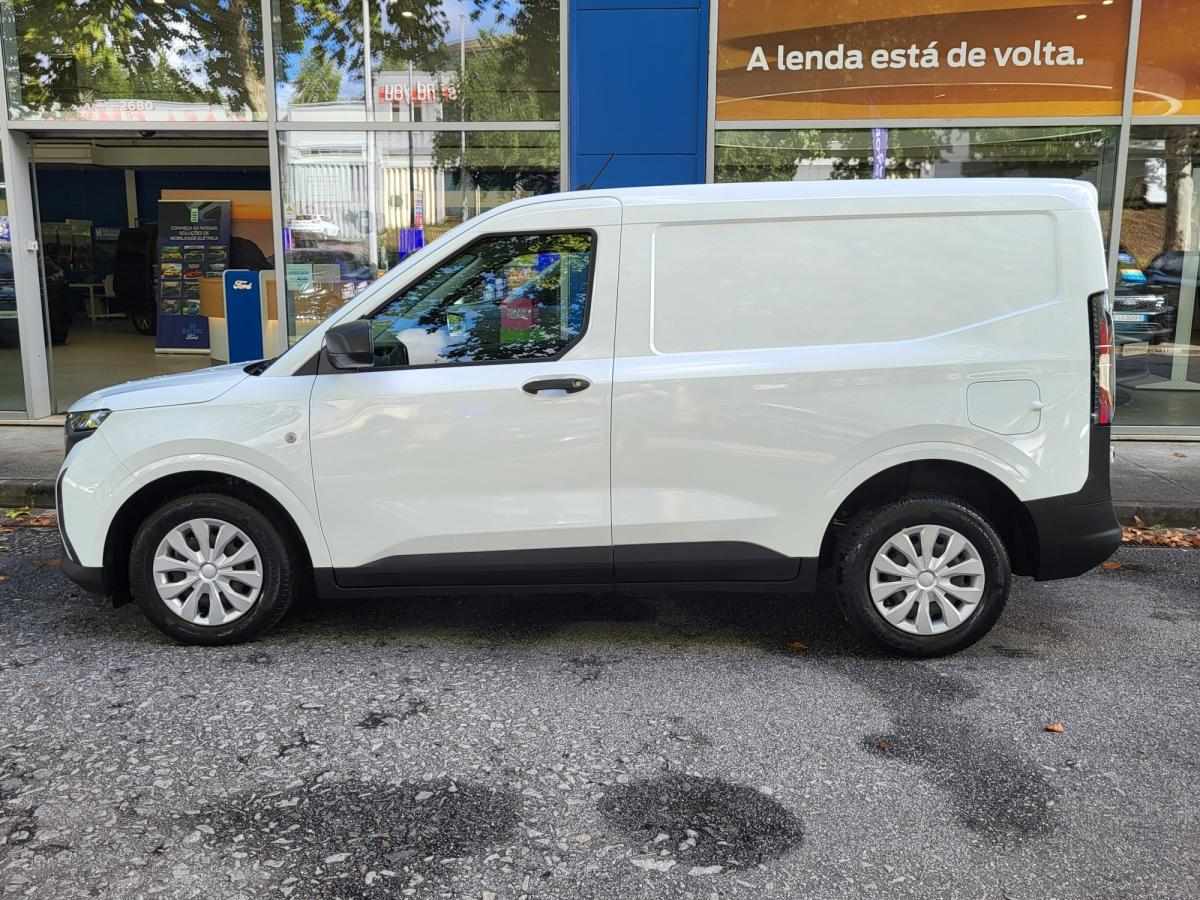 ford-transit-courier-2025-diesel-1499cc