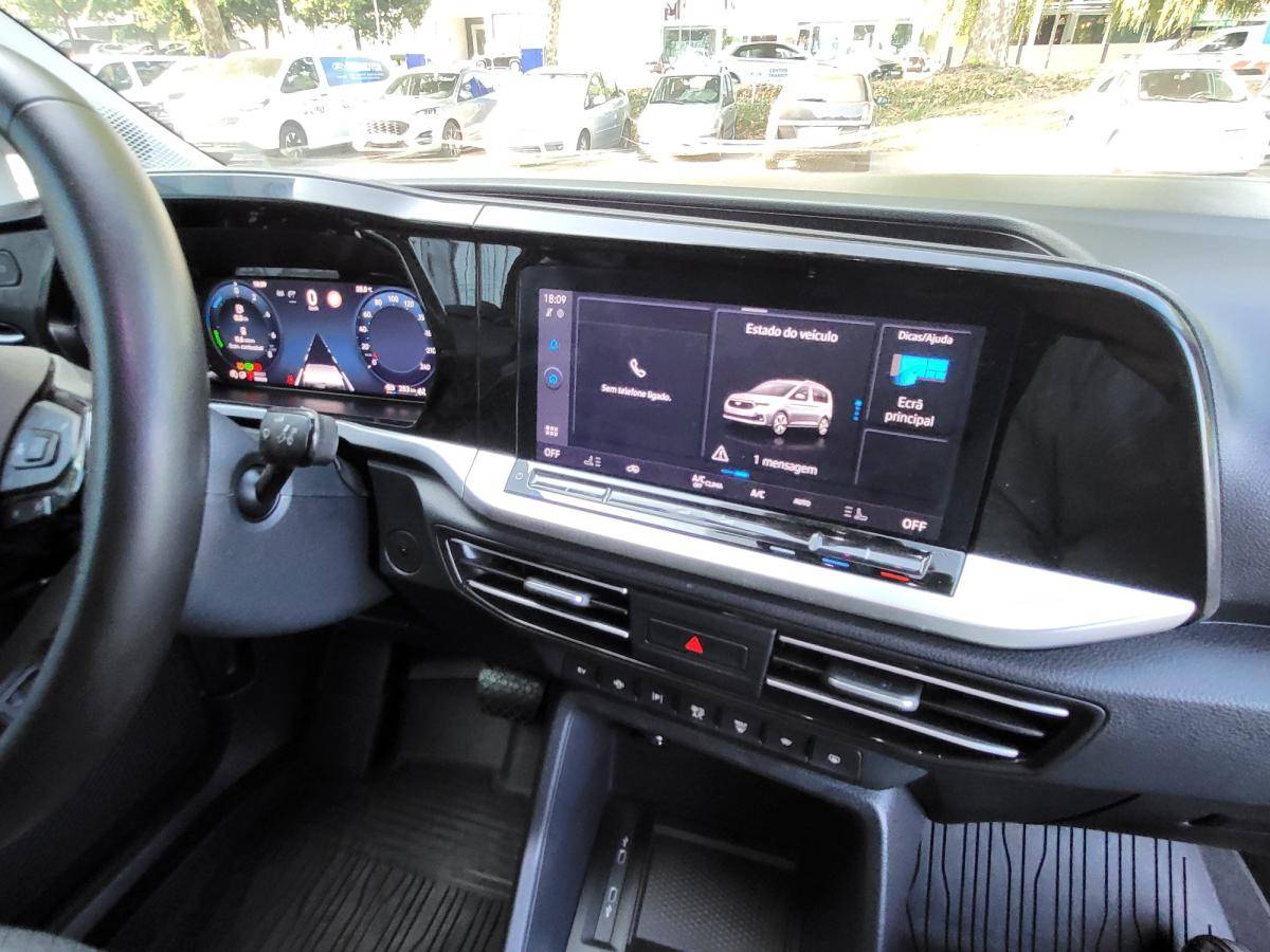 ford-transit-connect-2025-hibrido-a-gasolina-1498cc