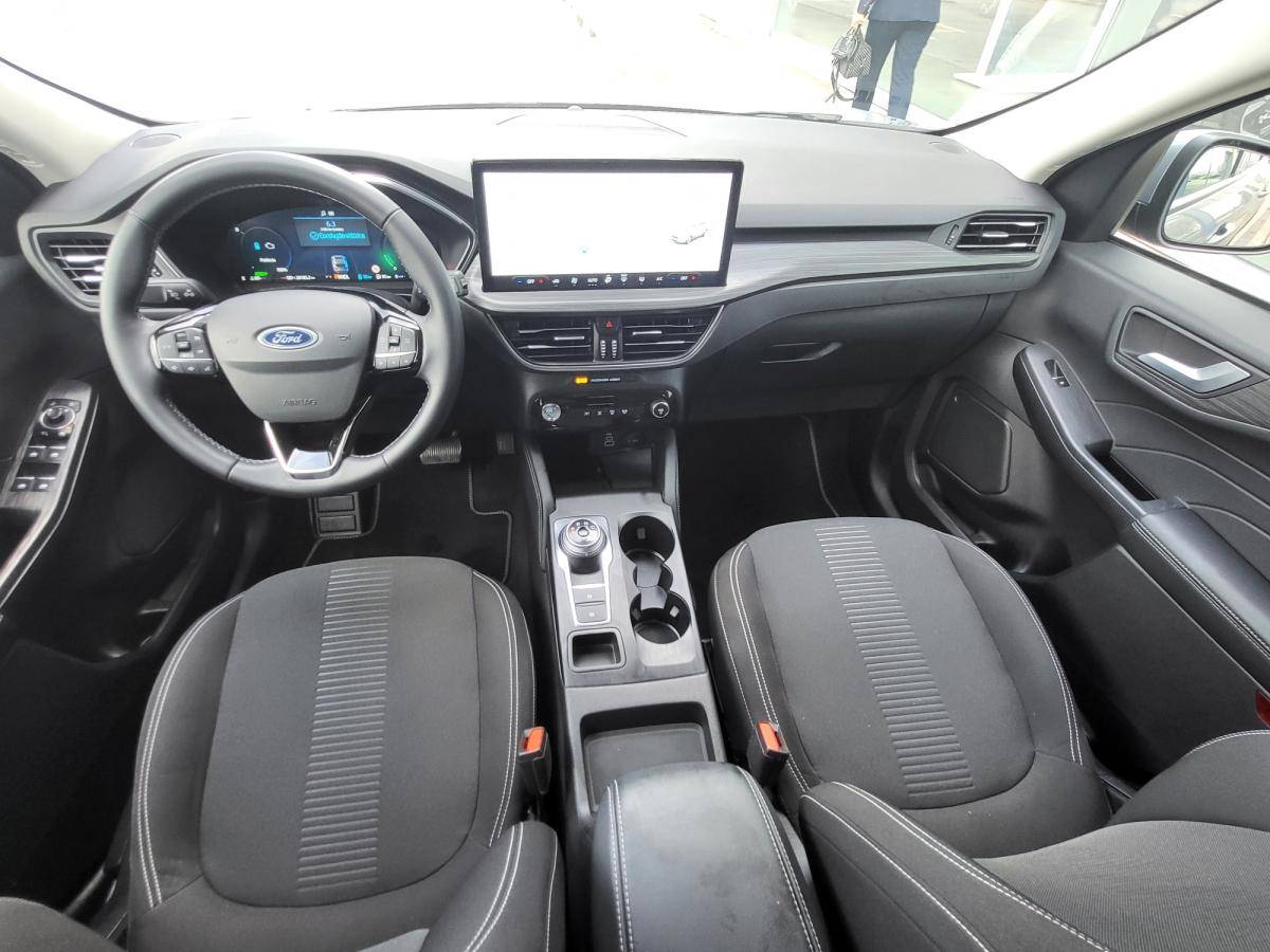 ford-kuga-2025-hibrido-a-gasolina-2488cc