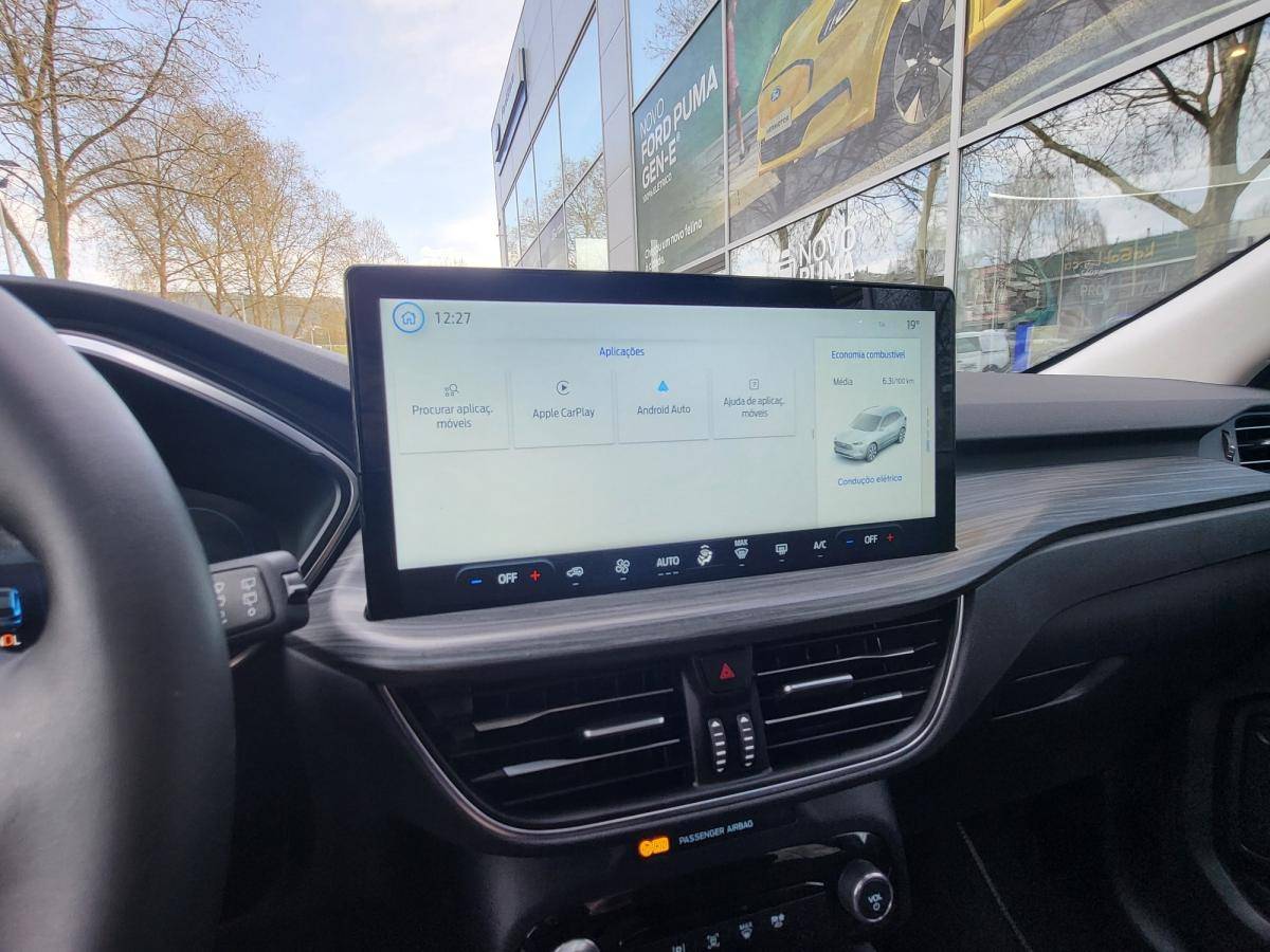 ford-kuga-2025-hibrido-a-gasolina-2488cc