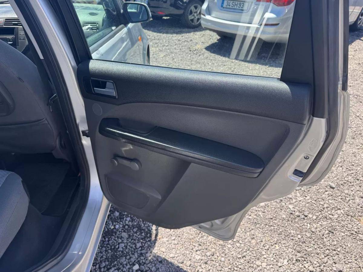 ford-focus-c-max-2004-diesel-1560cc