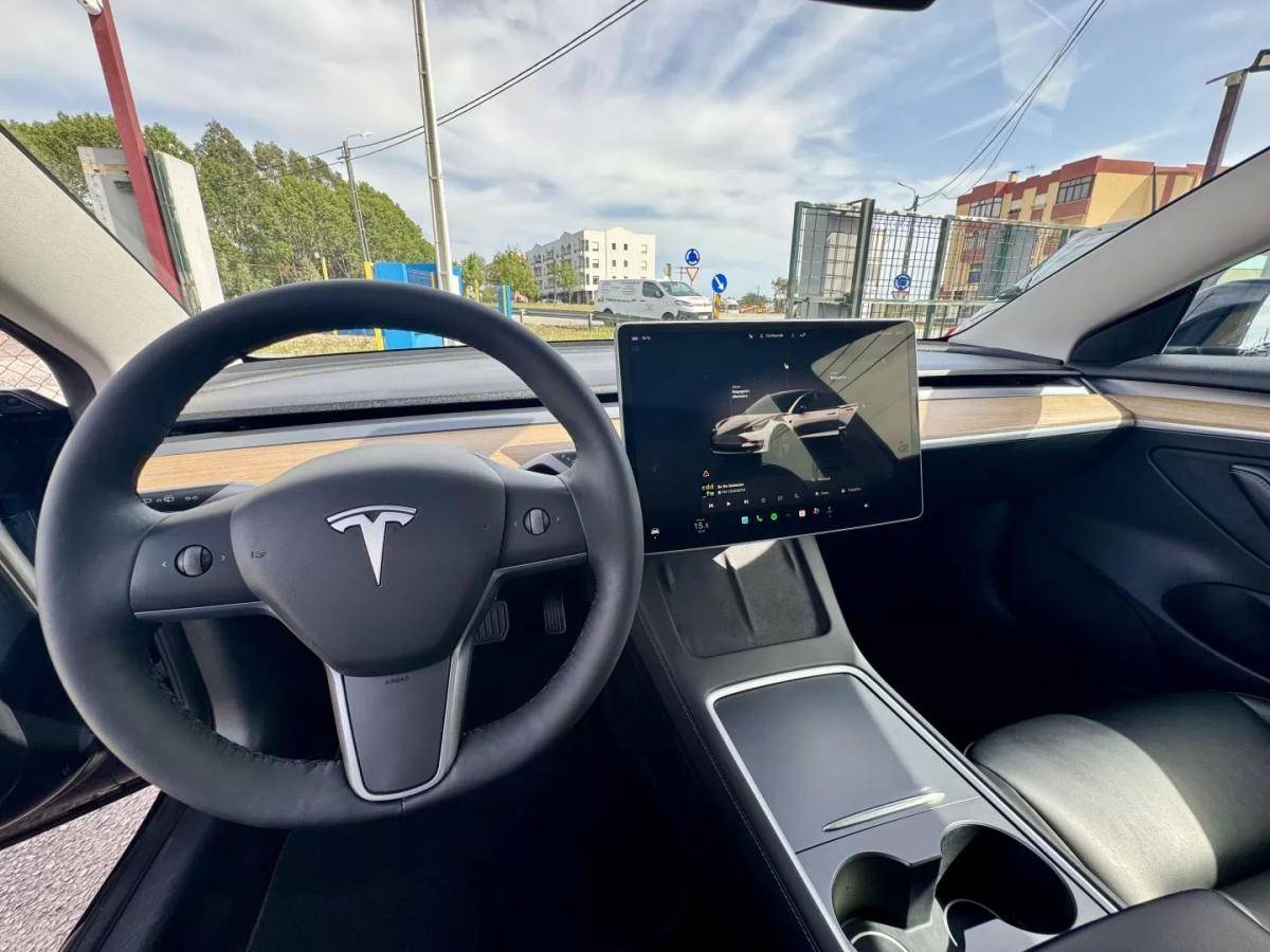 tesla-model-3-2022-eletrico-200cc