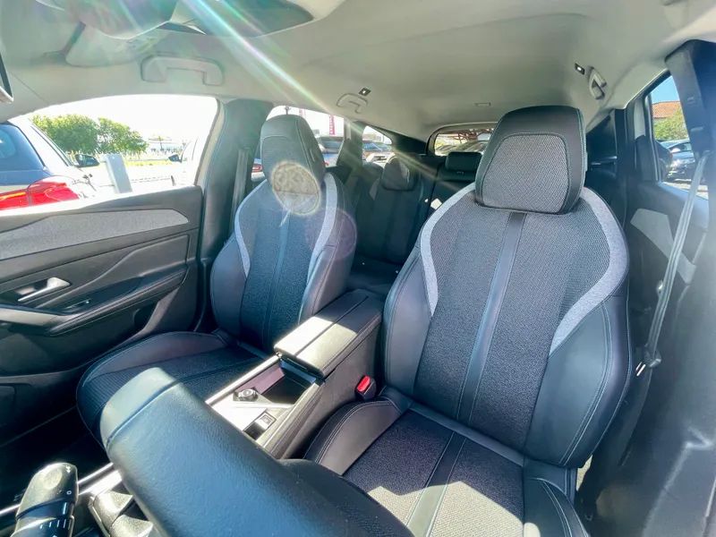 peugeot-308-sw-2023-gasolina-1199cc