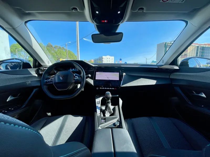 peugeot-308-sw-2023-gasolina-1199cc