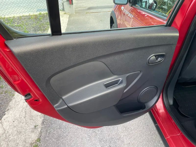 dacia-sandero-2014-gasolina-898cc