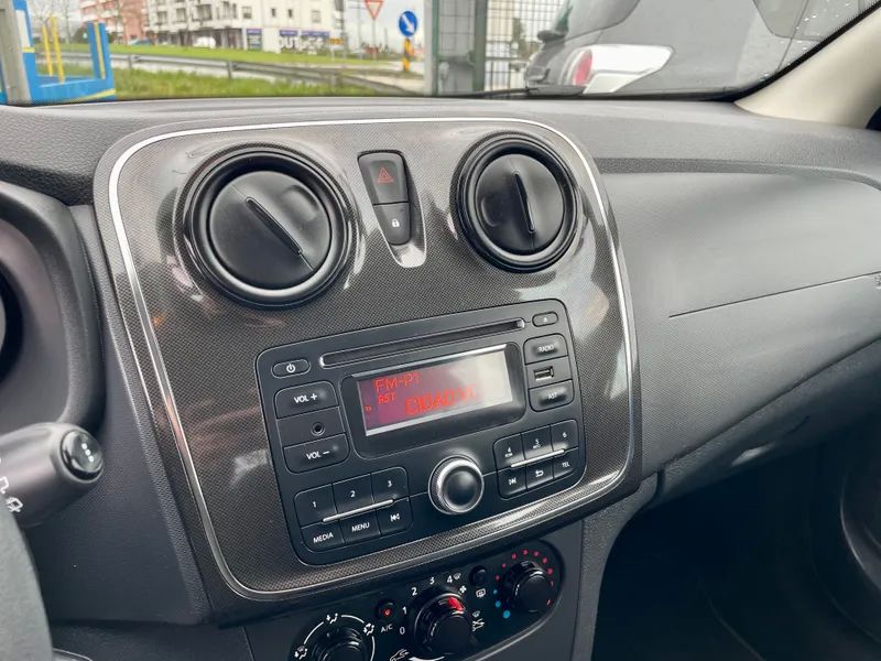 dacia-sandero-2019-gasolina-999cc